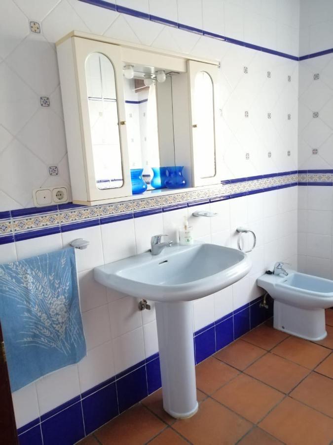 Piso Centrico Y Amplio En Praza Do Regueiro, A Illa De Arousa Eksteriør billede